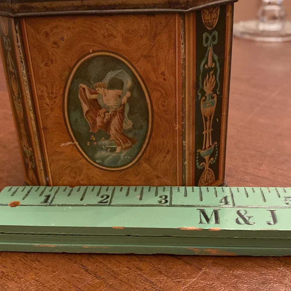 Antique Huntley & Palmers Biscuit Tin